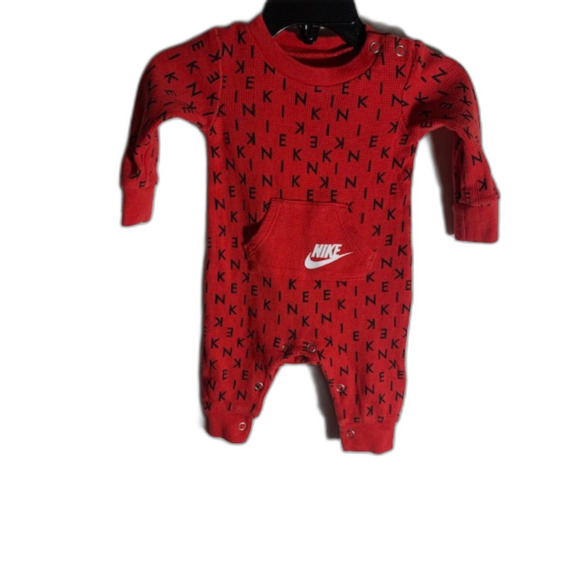 Nike Bundle Onesies (5 items) 3 Months - Picture 3 of 11